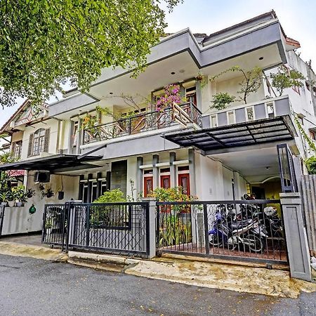 Spot On 91482 Sentosa Home 万隆 外观 照片