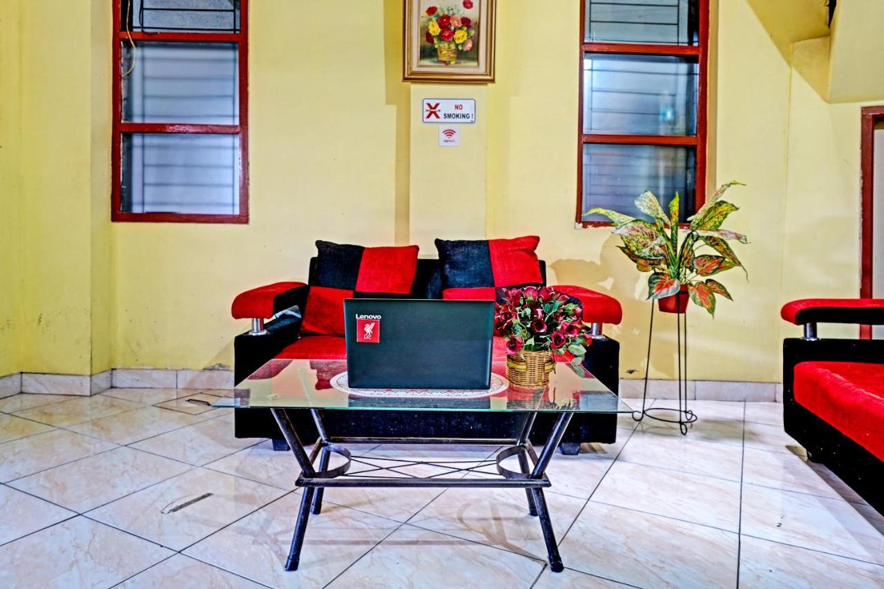 Spot On 91482 Sentosa Home 万隆 外观 照片